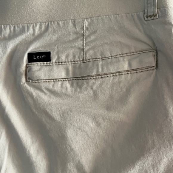 Ladies Lee L Shorts Oyster - Picture 4 of 6